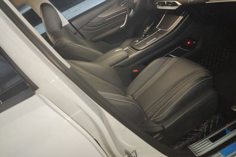 Used Venucia V 2024 260T Idol Joy Ride Pro Edition