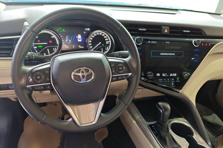 Used Toyota Camry 2019 Revised Version Dual-Engine 2.5 HG Luxury Edition
