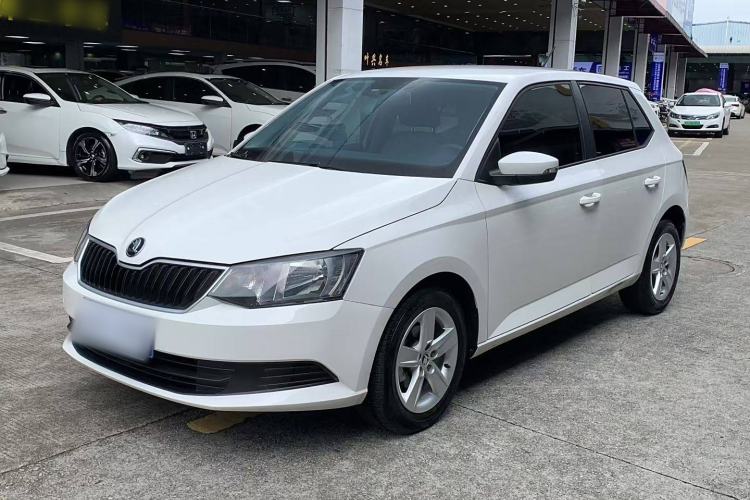 Used Skoda Fabia 2017 1.4L Automatic Car Enjoy Edition
