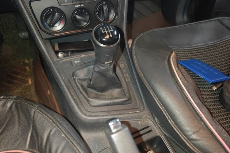 Used Volkswagen Lavida 2015 1.6L Manual Fashion Edition