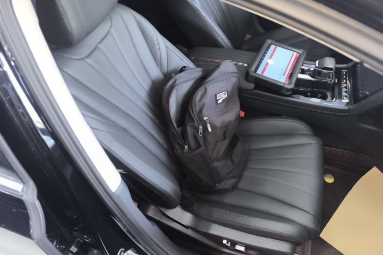 Used Hongqi H5 PHEV 2025 130 Super Hybrid Version
