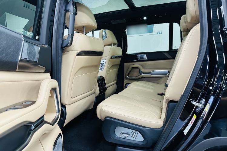 Used  Leopard 8 2025 Smart & Brave Flagship Edition 7 Seats