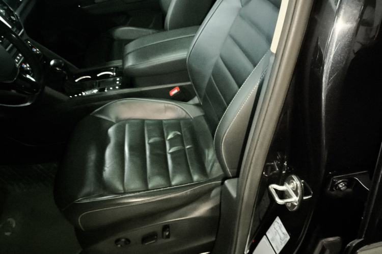 Used Volkswagen Teramont 2017 330TSI Two-Wheel-Drive Luxury Edition