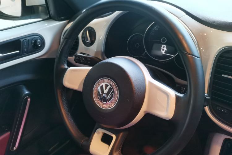 Used Volkswagen Beetle 2018 180TSI Shangle Model
