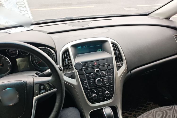 Used Buick GT 2014 XT 1.6L Automatic Fashion Edition
