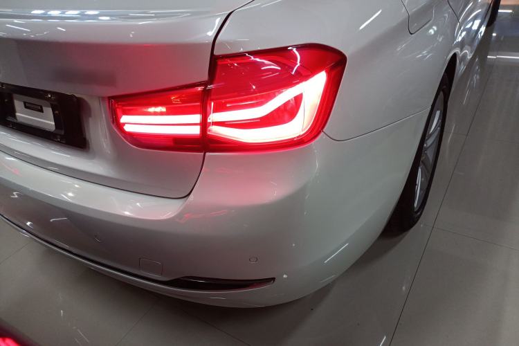Used BMW 3 Series 2016 320Li Fashion Model
