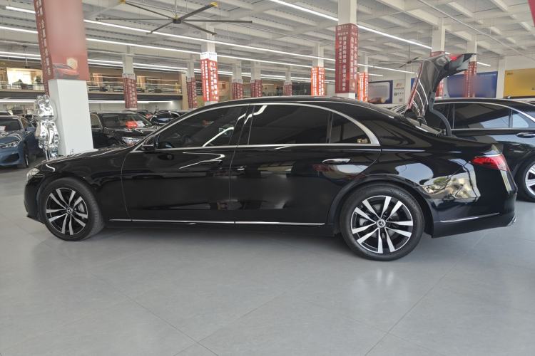 Used Mercedes-Benz S-Class 2023 S 400 L Luxury Model
