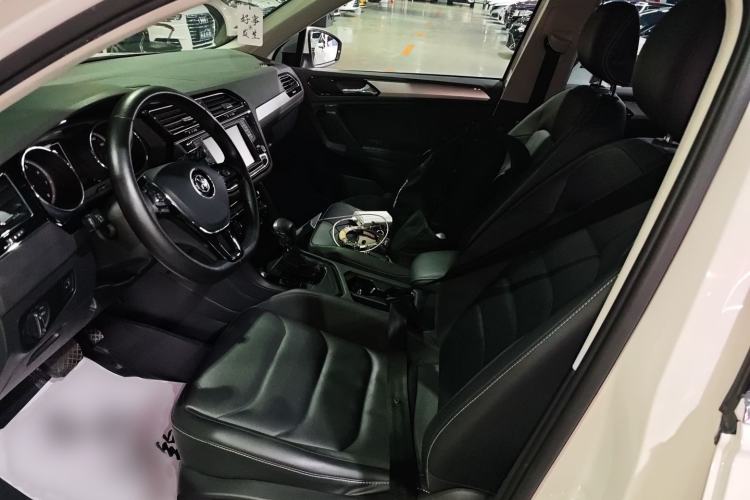 Used Volkswagen Tiguan L 2018 330TSI Automatic Two-Wheel Drive Luxury Edition