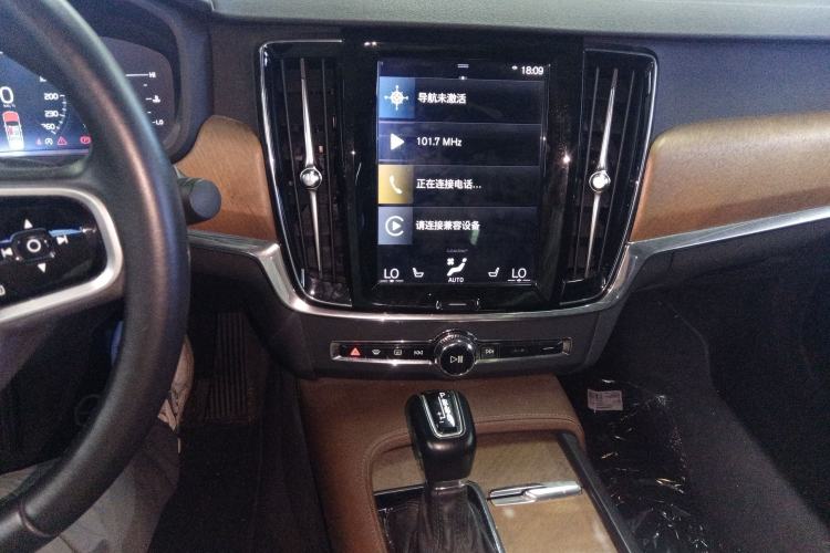 Used Volvo S90 2019 T5 Zhiyi Edition
