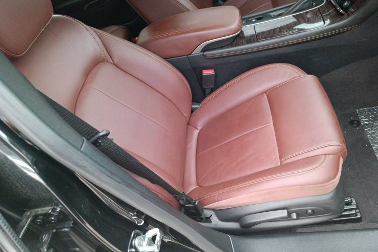 Used Buick LaCrosse 2013 2.4L SIDI Elite Comfort Version
