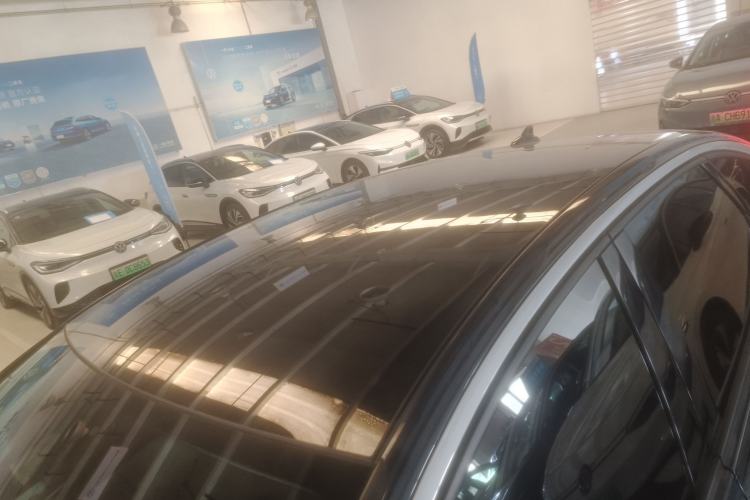 Used Volkswagen ID.7 VIZZION 2024 AIR model
