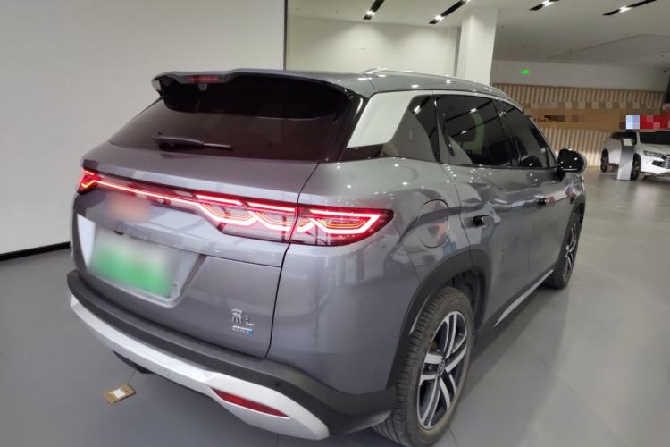 Used BYD Song L DM-i 2025 Intelligent Driving Version 112 km Beyond-Range Type
