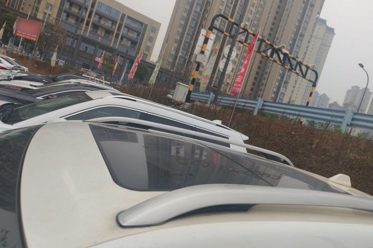 Used  Cherokee 2016 2.4L Leading Edition