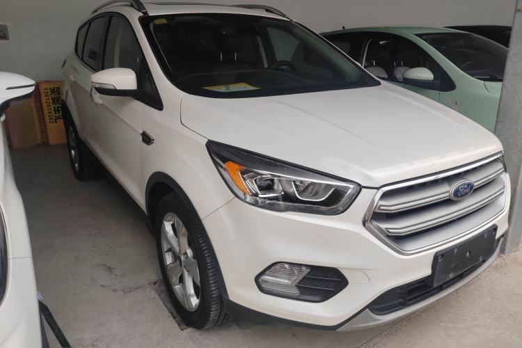 Used Ford Kuga 2018 EcoBoost 180 Two-Wheel-Drive Platinum Edition