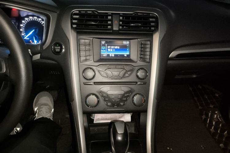 Used Ford Mondeo 2013 2.0L GTDi 200 Fashion Edition
