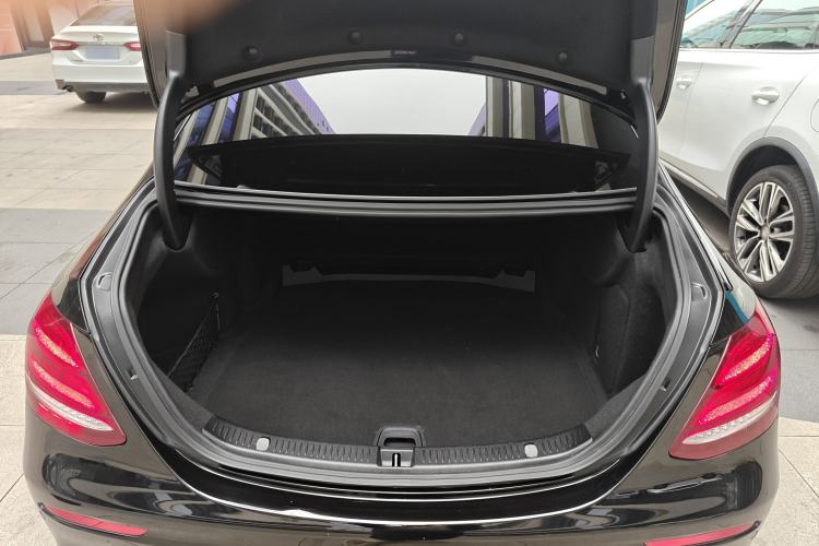 Used Mercedes-Benz E-Class 2020 Facelift E 260 L Sport Edition
