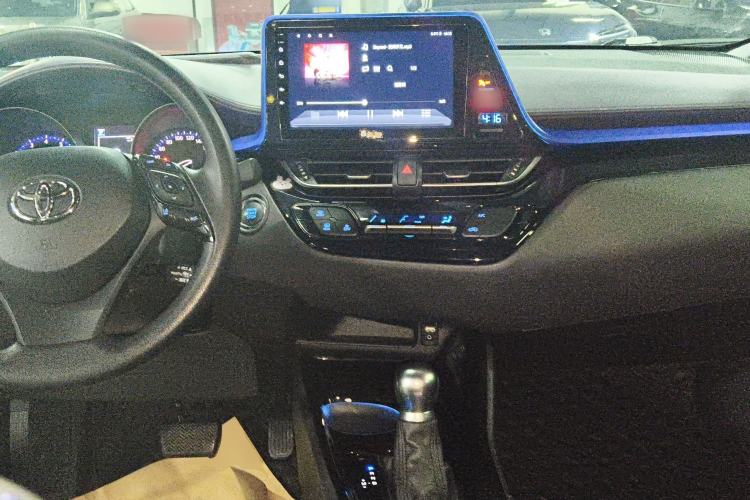 Used Toyota C-HR 2020 2.0L Leading Edition
