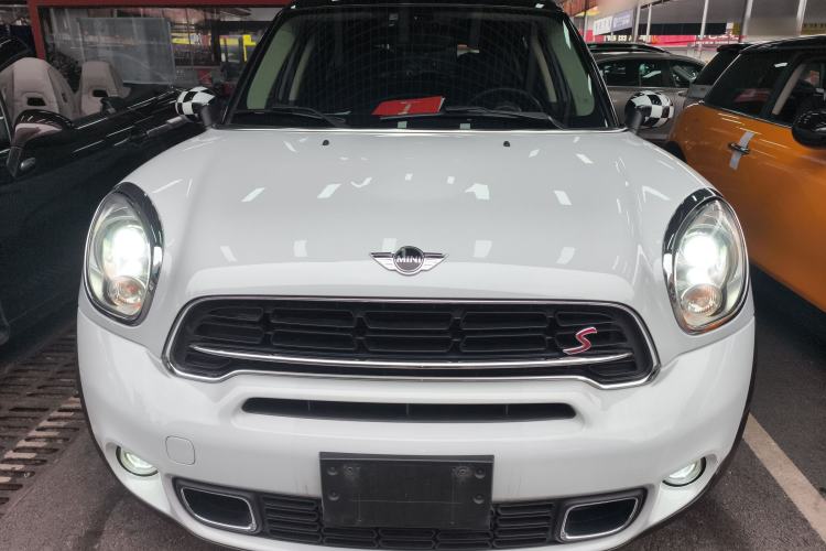 Used  Countryman 2014 1.6T COOPER S
