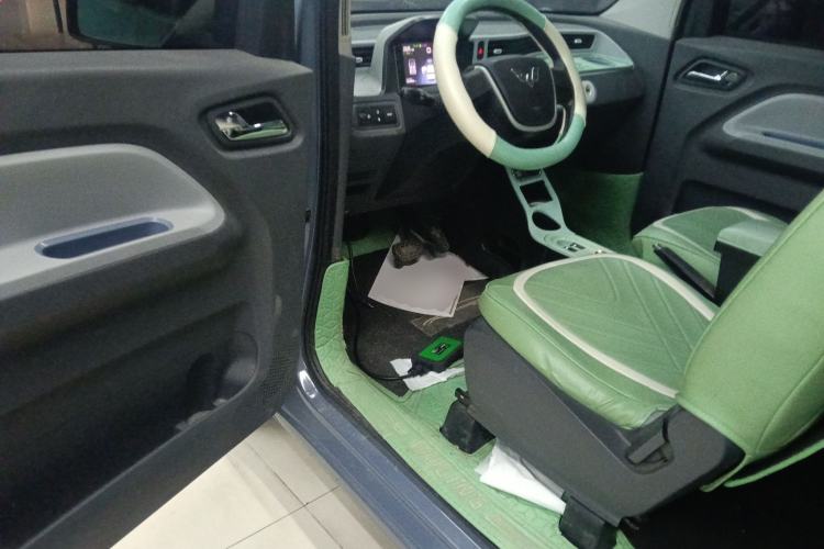 Used Wuling Hongguang MINIEV 2022 Macaron Premium Model – Lithium Iron Phosphate