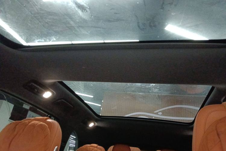 Used Li Auto L8 2023 Pro Model
