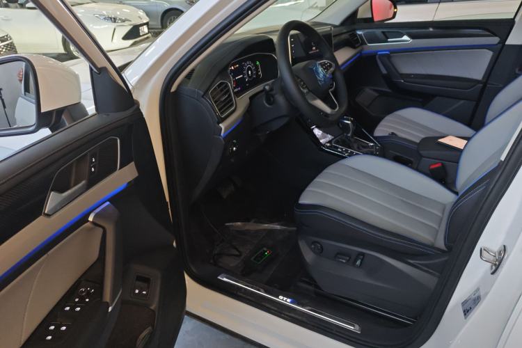 Used Volkswagen Tayron GTE Plug-in Hybrid 2023 280TSI Luxury Plus Advanced Edition
