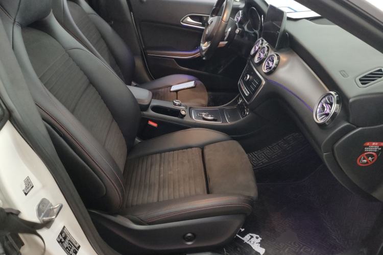 Used Mercedes-Benz CLA 2018 CLA 220 4MATIC
