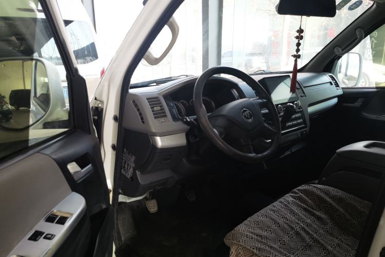 Used Foton Scenic G7 2016 2.0L Commercial Version Long Wheelbase High Roof – 4Q20M
