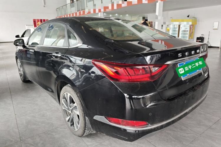 Used BAIC Beijing U7 2019 1.5T CVT New Smart Version China V