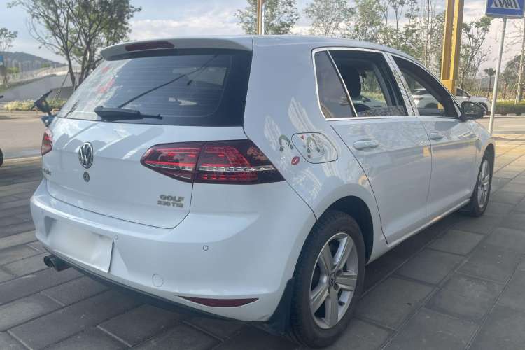 Used Volkswagen Golf 2017 230TSI Automatic Comfort Edition – Celebrating Milestone of One Million Units
