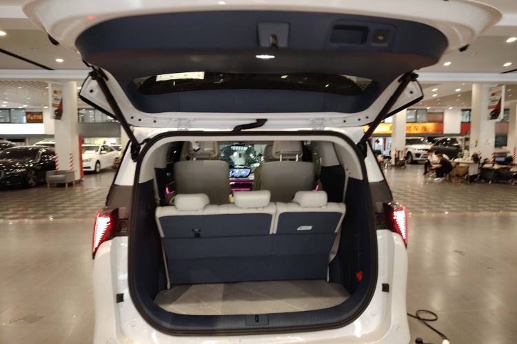 Used Buick GL8 New Energy 2024 Lu Zun Luxury Edition 7-Seater
