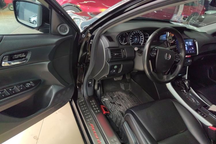 Used Honda Accord 2016 2.0L Comfort Edition
