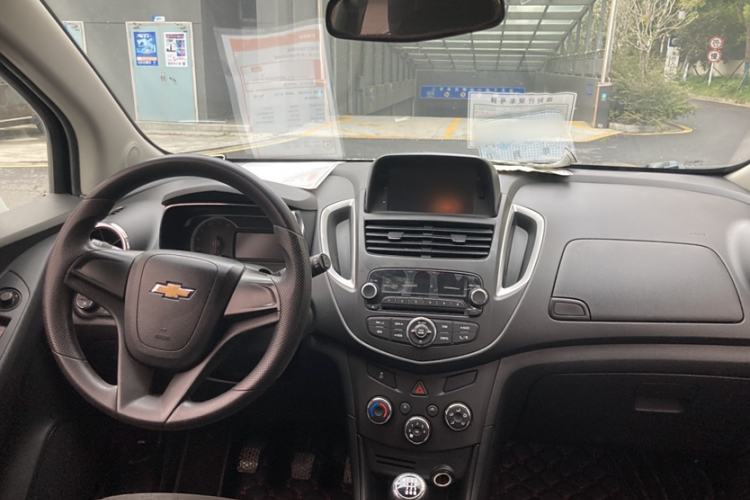 Used Chevrolet Trax 2016 1.4T Manual Two-Wheel Drive Comfort Version with Sunroof
