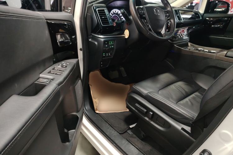 Used Honda Elysion 2019 2.0L Hybrid Luxury Edition
