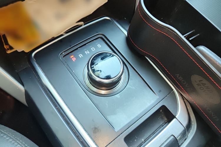 Used Land Rover Discovery Sport 2019 240 PS SE Version China VI Standard