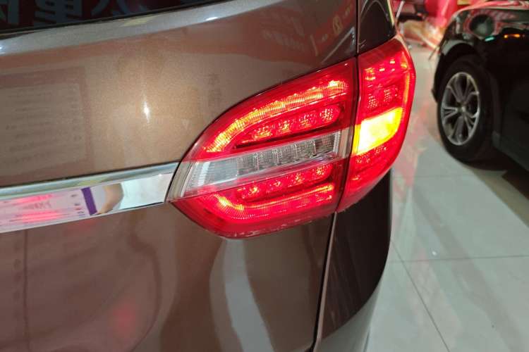 Used Buick GL8 2018 28T Comfort Model China VI Standard
