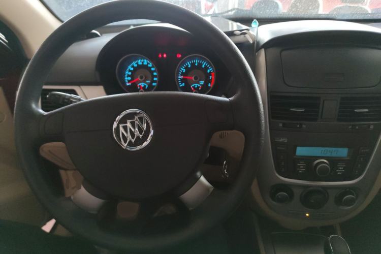 Used Buick Excelle 2013 1.5L Automatic Classic Model
