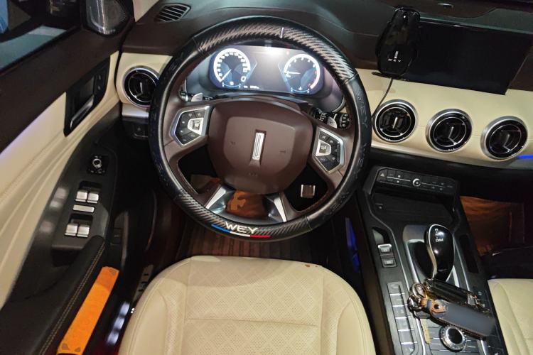 Used Wey VV6 2018 2.0T Two-Wheel-Drive Ultra-Luxury Version China V Standard