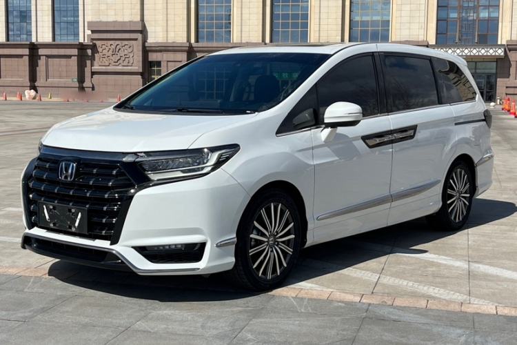 Used Honda Elysion 2022 2.0L eHEV Luxury First Edition
