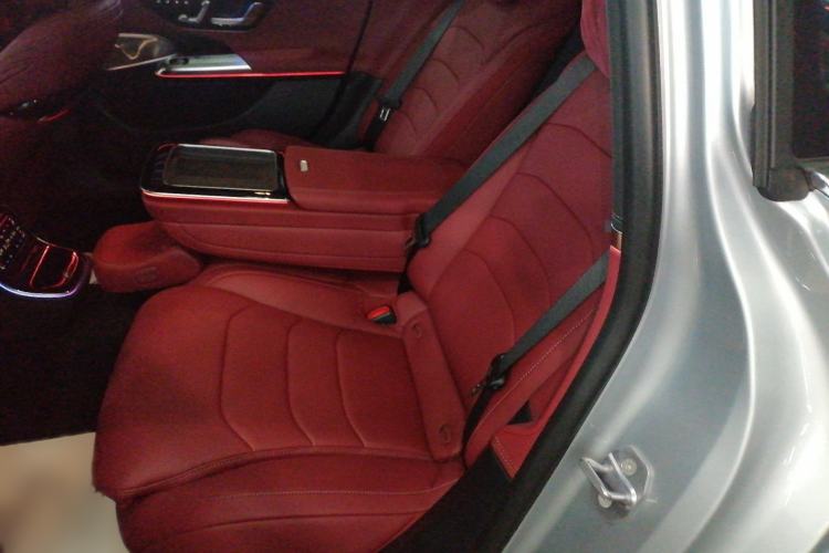 Used Mercedes-Benz E-Class New Energy 2024 E 350 e L Plug-in Hybrid Sports Sedan
