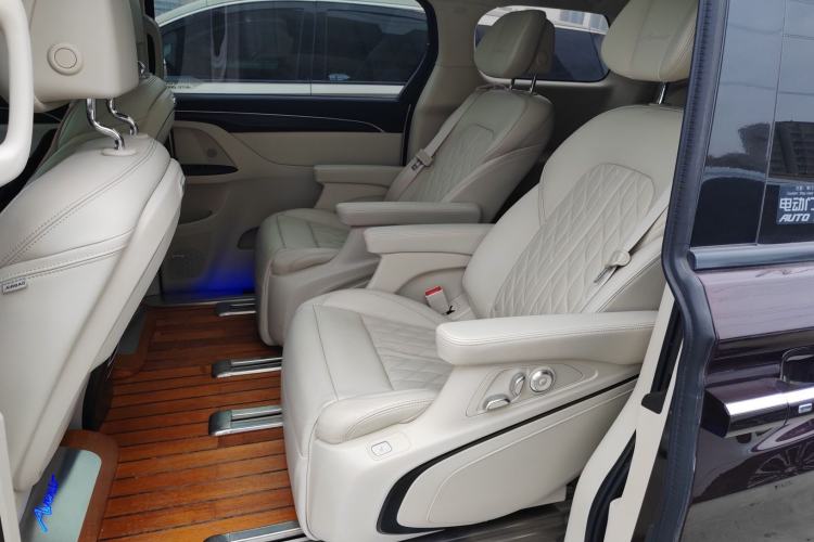 Used Buick GL8 2020 Avenir Avia Six-Seat Deluxe Edition