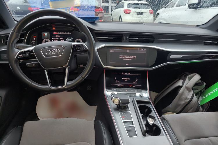 Used Audi A6L 2022 40 TFSI Luxury Dynamic Model
