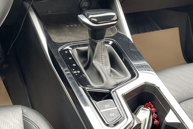 Used Geely Auto Emgrand 2023 4th Generation Champion Edition 1.5L CVT Prestige Model
