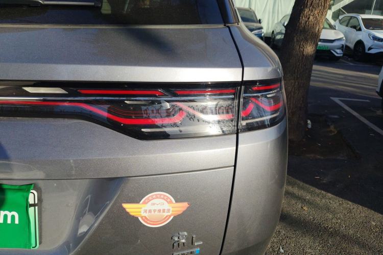 Used BYD Song L DM-i 2025 Intelligent Driving Version 112 km Beyond-Range Type
