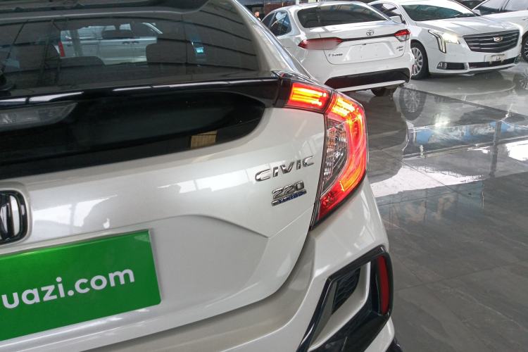 Used Honda Civic 2021 HATCHBACK 220TURBO CVT Trendy Cool Edition
