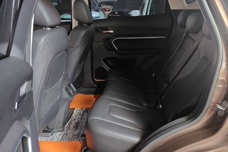 Used Haval H6 2017 Blue Label 2.0T Automatic Two-Wheel Drive Smart Edition
