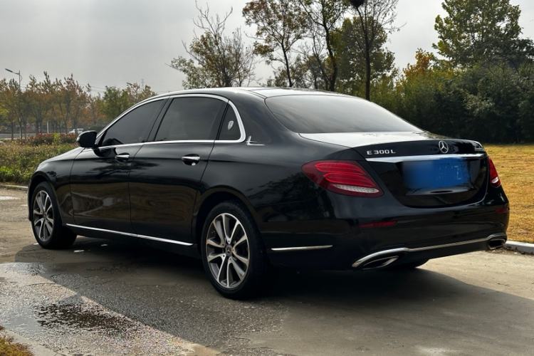 Used Mercedes-Benz E-Class 2020 E 260 L
