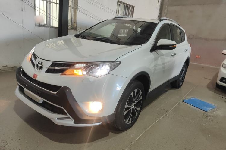Used Toyota RAV4 2015 2.5L Automatic 4x4 Elite Edition
