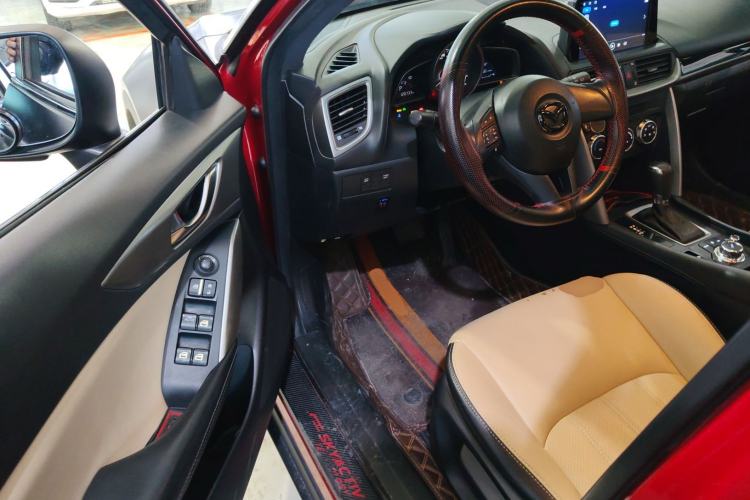 Used Mazda CX-4 2016 2.0L Automatic 2WD Blue Sky Dynamic Edition
