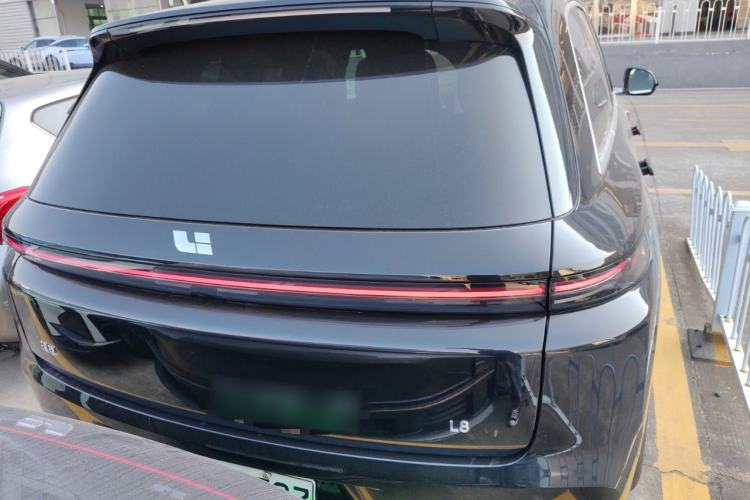 Used Li Auto L8 2025 Ultra Smart Refreshed Edition
