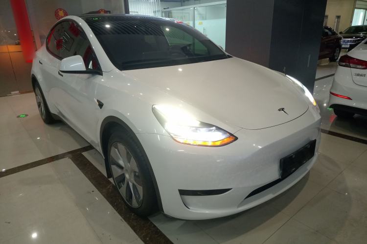 Used Tesla Model Y 2022 Rear-Wheel-Drive Version
